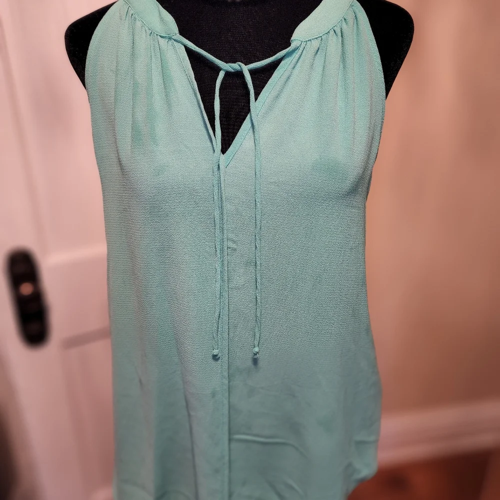 Summer top - Picture 2 of 3